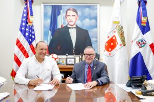 Alcaldes de Santiago y Fort Myers fortalecen lazos de cooperación y amistad
