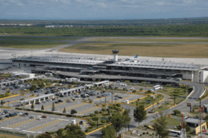 Otra familia busca le paguen su tierra donde está el aeropuerto