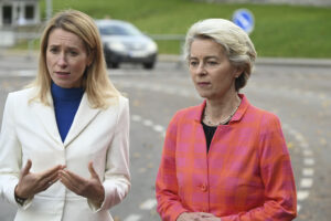 La exigencia ignorada de Bruselas justo antes de que Trump anunciase el acuerdo con Putin para la paz en Ucrania: "Europa tiene que estar en la mesa"
