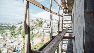 «Por presentar peligro para la ciudadanía» el Mived demolió edificio en El Café de Herrera