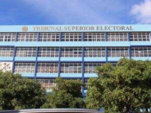 TSE aplaza recursos por conflictos internos del PLD