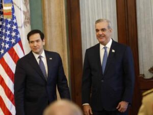La visita de Marco Rubio despierta divergencias entre los partidos