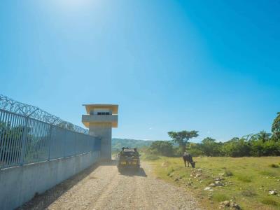 Muro fronterizo: Gobierno anuncia ampliación