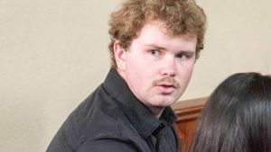 Abogados afirman que Joshua Steven Riibe tiene «ocho días detenido sin orden judicial»