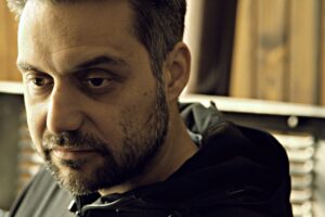 Srdan Golubovic, director de cine y profesor en Belgrado: "Los universitarios están liberando a Serbia del miedo"