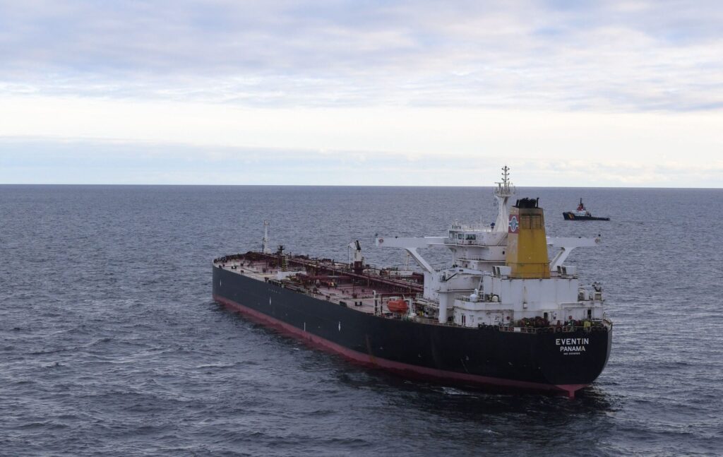 Alemania confisca un petrolero 'fantasma' con unas 100.000 toneladas de crudo ruso