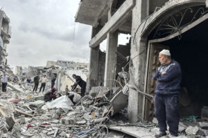 Dos misiles israelíes provocan importantes daños en el Hospital Al Ahli en Gaza