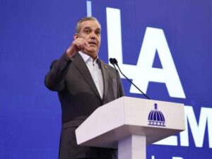 Abinader opina sobre regidor del PRM acusado de narco