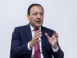Abel Martínez saluda medidas de Abinader contra inmigración haitiana