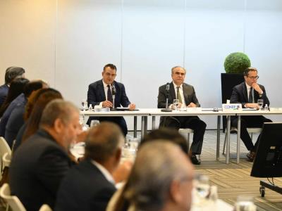 JCE presenta proyecto de la nueva Cédula al Conep y a la ANJE