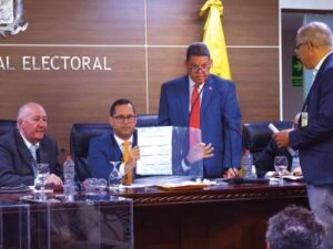 La JCE completó las pruebas para adjudicar la nueva cédula