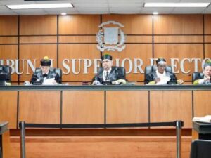 Tres partidos quieren más dinero de la JCE