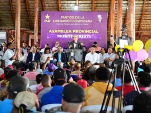 Danilo Medina destaca obras del PLD