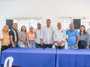 Juventud con Carolina inicia trabajos políticos en Santo Domingo Este