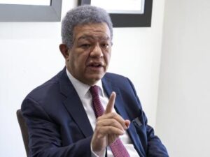 Leonel asistirá a reunión sobre la crisis haitiana con Abinader