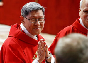 Luis Antonio Tagle, el purpurado 'progre' y 'rockstar'