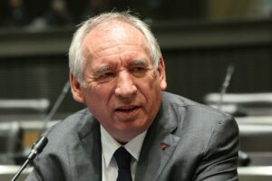 El escándalo los abusos en la escuela católica de Bétharram pone contra las cuerdas a Bayrou
