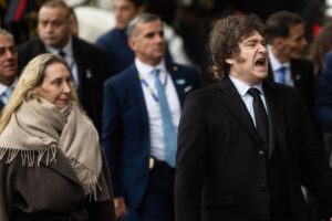 "Roma no paga traidores": Milei hace oídos sordos a la dura advertencia de la Iglesia católica