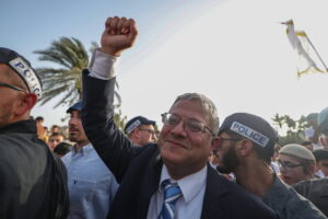 Un ministro ultraderechista israelí afirma que es "hora de entrar con toda la fuerza" en Gaza