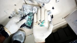 DNCD decomisa 2,500 pastillas de Éxtasis en el interior de bocina