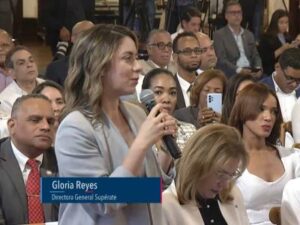 Bono madre 2025: Gobierno anuncia que vuelve “El Cariñito”
