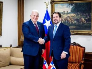 Embajador Juan Cohen Sander comienza misión diplomática en Chile
