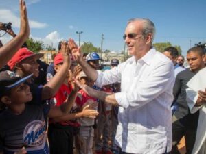 Luis Abinader visitará San Cristóbal y Samaná este fin de semana