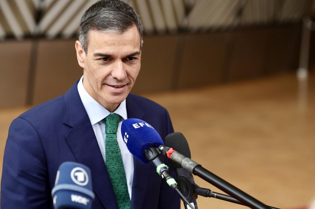 Sánchez reivindica que España "es un país soberano" tras la amenaza de Trump y que cumplirá "con nuestras capacidades" militares
