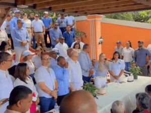 Perremeístas se lanzan en campaña con Carolina Mejía