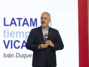 Iván Duque elogia la estabilidad República Dominicana