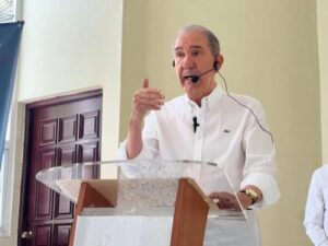 Franklin García Fermín respalda que Abinader presida el PRM