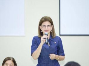 Gobierno trabaja para renegociar aranceles a RD