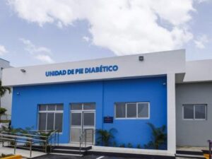 Luis Abinader encabeza inauguración de unidad de pie diabético