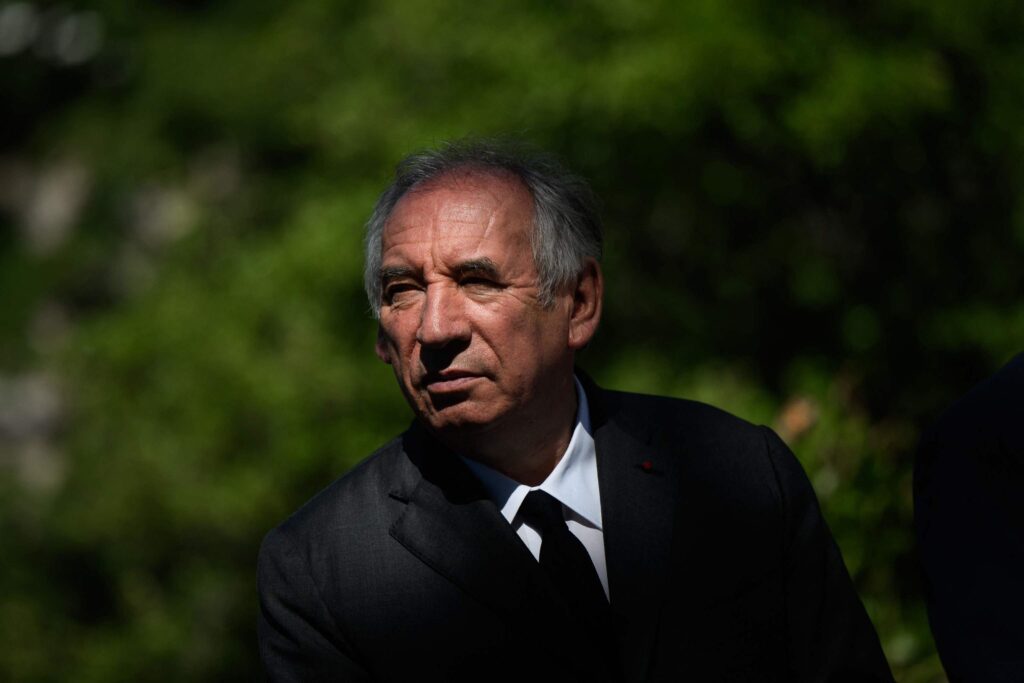 Semana negra para primer ministro Bayrou: moción de censura y el informe sobre los abusos en la escuela Bétharram, donde estudiaron sus hijos