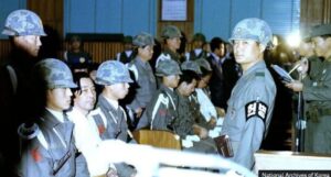 Corea del Sur vuelve a juzgar al jefe de espionaje que fue ejecutado hace 45 años por asesinar a su "amigo" dictador