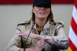 Volodimir Zelenski mueve su gobierno para aprovechar el "momento Melania"