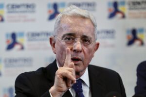 Álvaro Uribe, condenado en el juicio del siglo en Colombia
