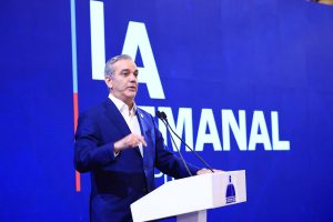 Abinader admite corrupción en la frontera