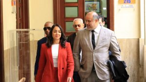 Ministra de Interior y Policia informa que busca revelar quién financia las campañas de difamación en su contra