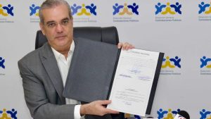 Promulga la nueva Ley de Contrataciones Públicas