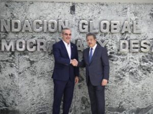 Abinader y Leonel reunidos para tratar sobre crisis en Haití