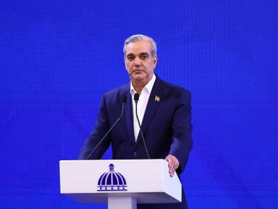 Abinader  minimiza críticas de Leonel Fernández a su Gobierno