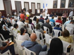 Mived entrega “bono saldo” a familias de proyectos habitacionales