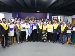Escuela de Formación Política PRM gradúa a 67 profesionales
