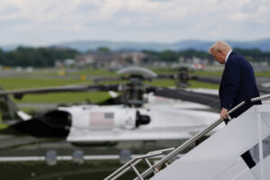 Donald Trump alimenta el 'teatro' de la amenaza nuclear con Rusia