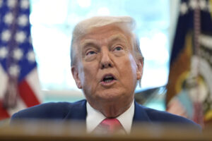Destituido el jefe de Inteligencia militar de EEUU por el informe que decía que el ataque contra Irán no destruyó sus instalaciones nucleares