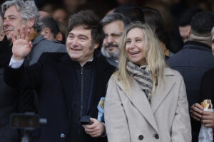 Un escándalo de corrupción afecta al núcleo duro de Milei: su hermana Karina, salpicada por las comisiones de fármacos
