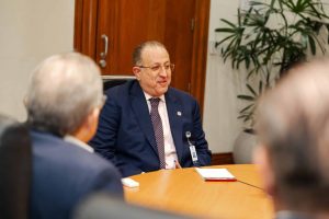 El diálogo será la base para construir una política fiscal eficiente y sostenible