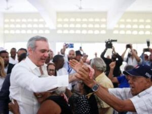 Abinader inaugurará varias obras en La Vega, Santiago y el GSD