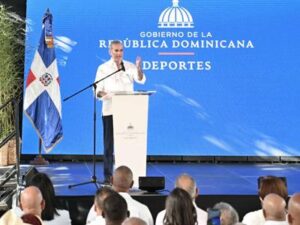 Abinader dispone RD$2,000 millones para construir 25 polideportivos